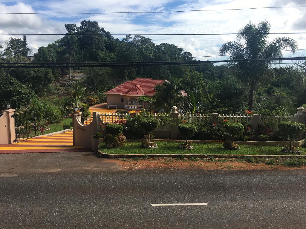 Villa Cliffe Ranch Mandeville Exterior foto