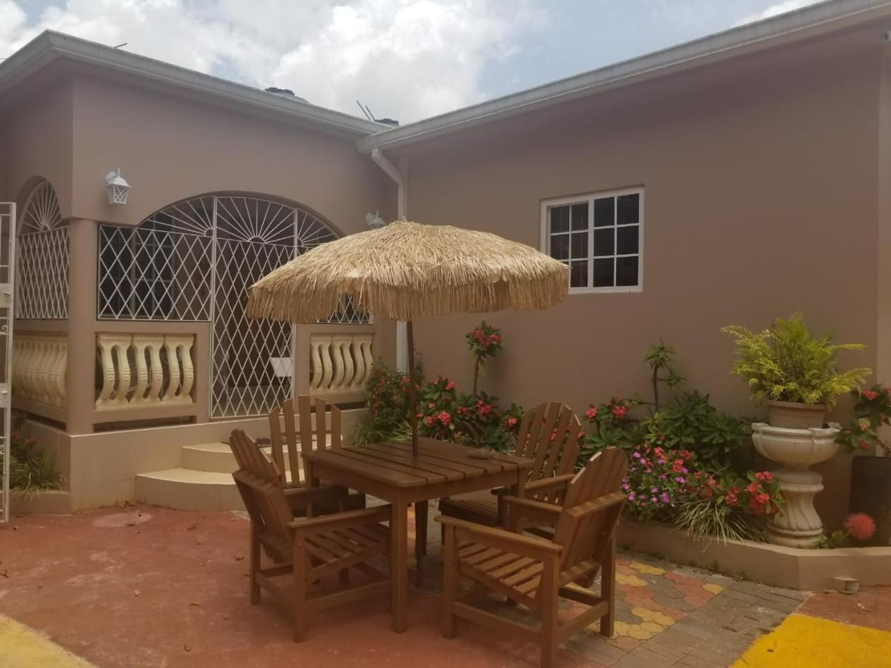 Villa Cliffe Ranch Mandeville Exterior foto